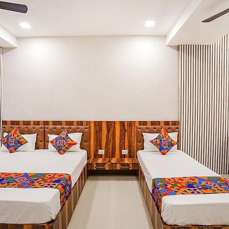 Fabhotel Ts Inn Faithfulganj Bagian luar foto