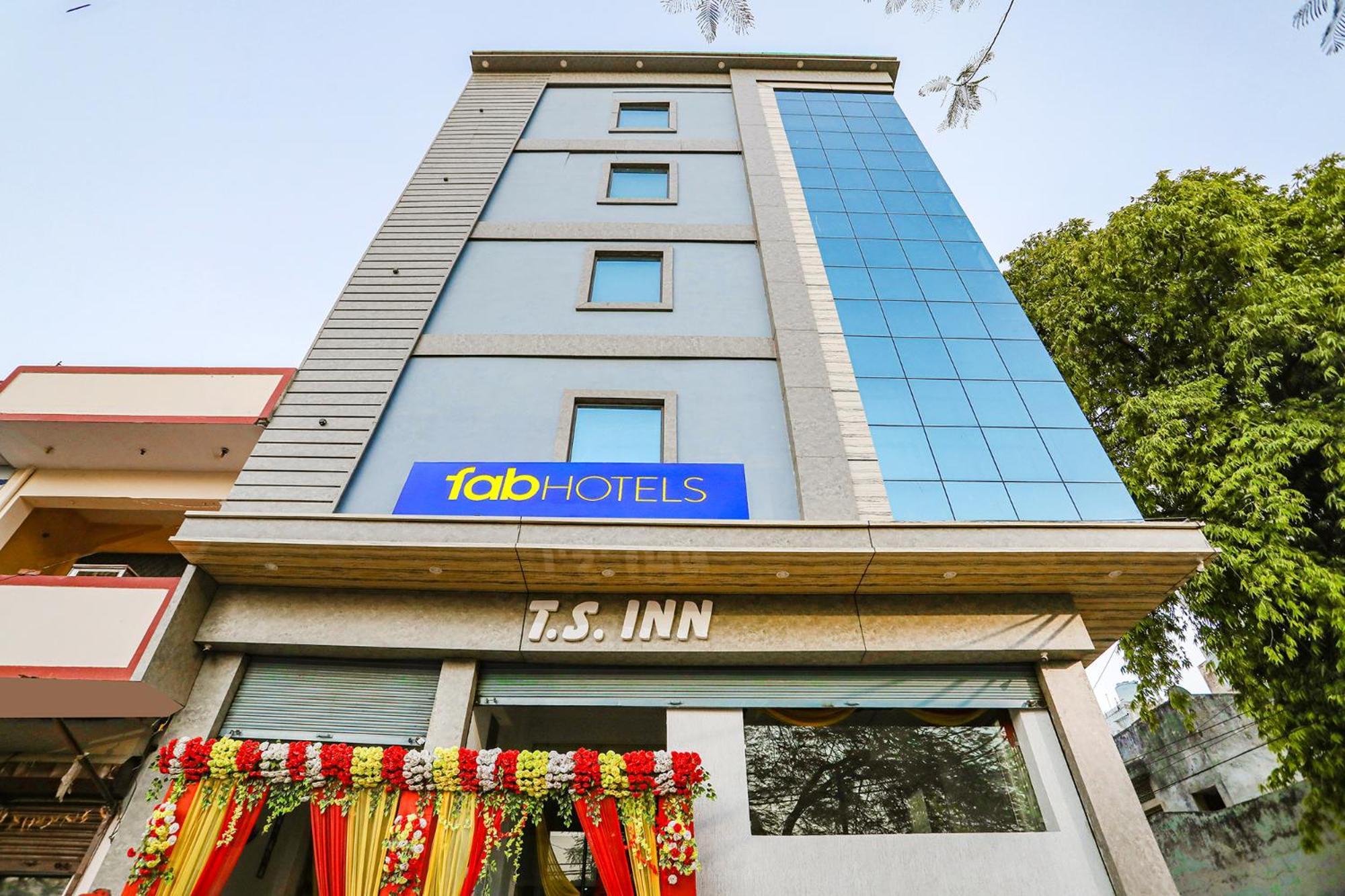 Fabhotel Ts Inn Faithfulganj Bagian luar foto