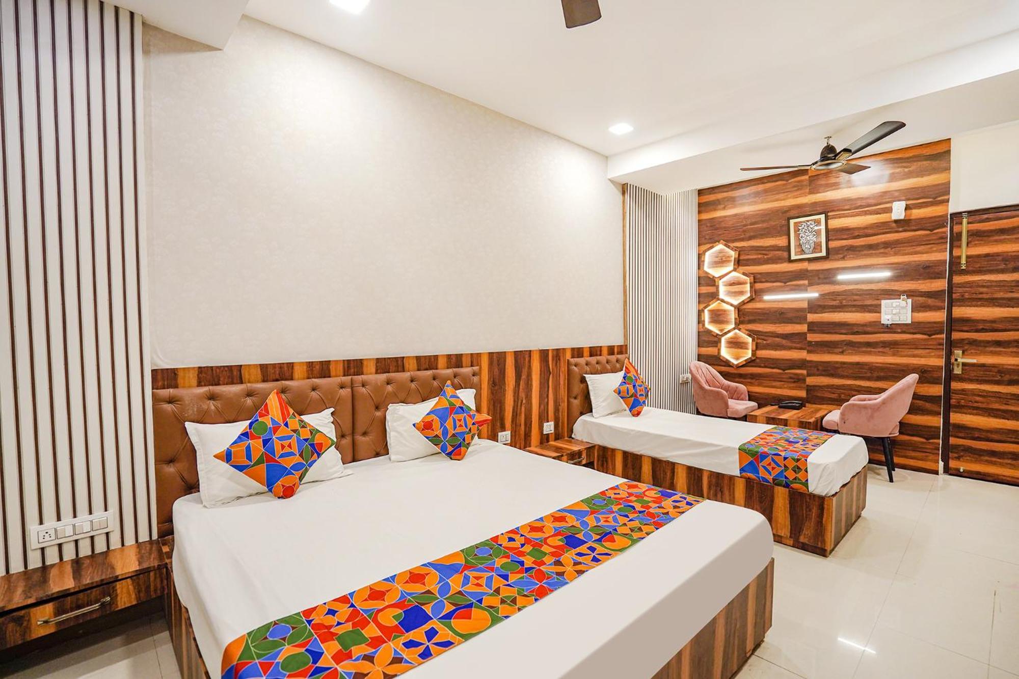 Fabhotel Ts Inn Faithfulganj Bagian luar foto